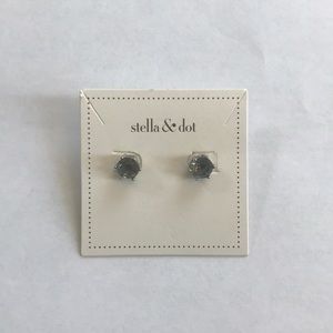 Stella & Dot grey studs